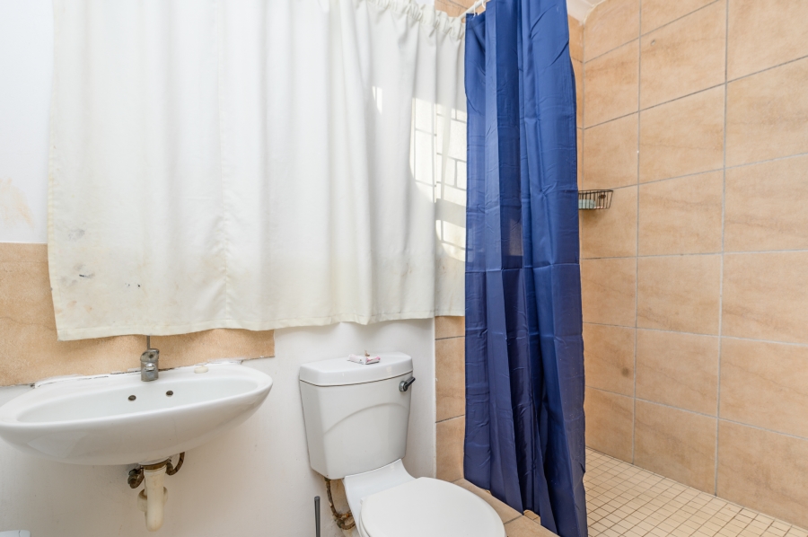15 Bedroom Property for Sale in Summerstrand Eastern Cape